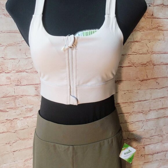 NWT Circular Path Athletic Active Wear Shorts/Bra Set Size M (PETA Approved) - Picture 3 of 7